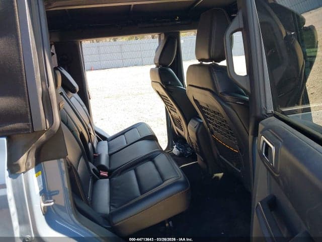 2024 FORD BRONCO BADLANDS 8