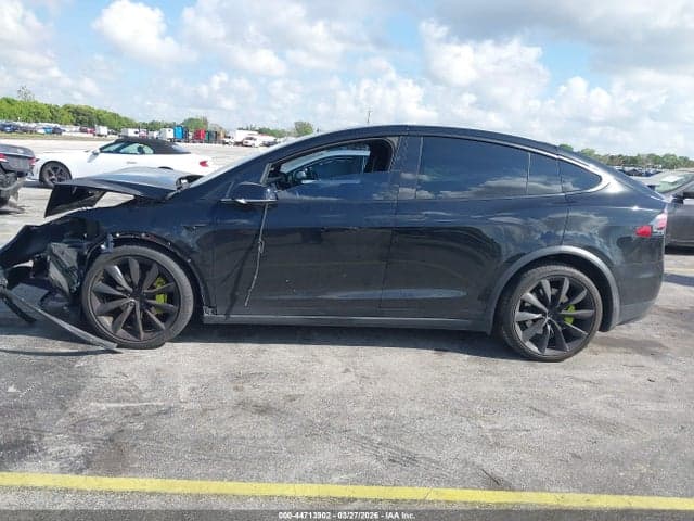 2018 TESLA MODEL X 15