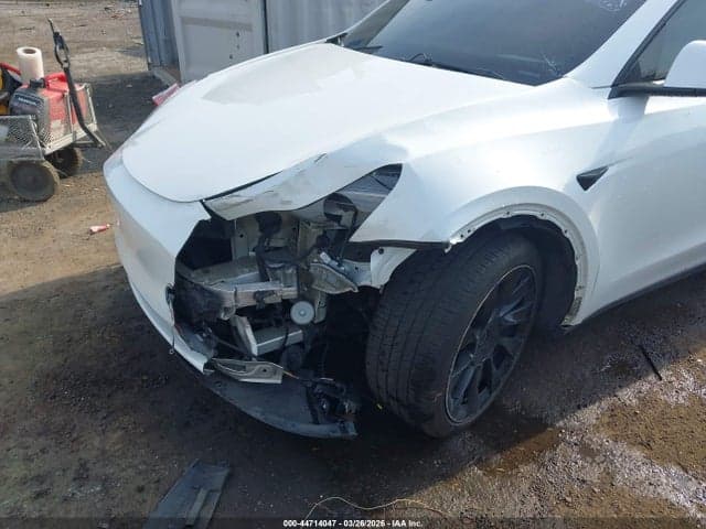 2022 TESLA MODEL Y LONG RANGE DUAL MOTOR ALL-WHEEL DRIVE 6