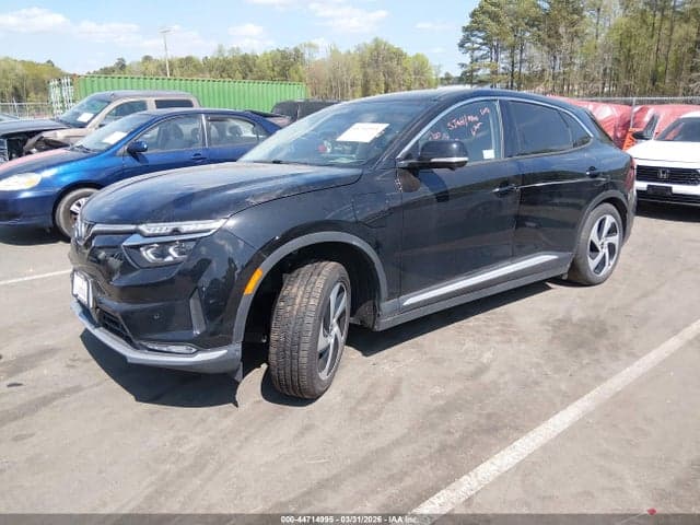 2023 VINFAST VF 8 ECO 2