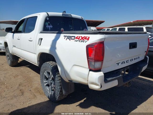 2018 TOYOTA TACOMA TRD SPORT 3