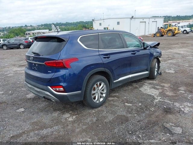 2020 HYUNDAI SANTA FE SE 4