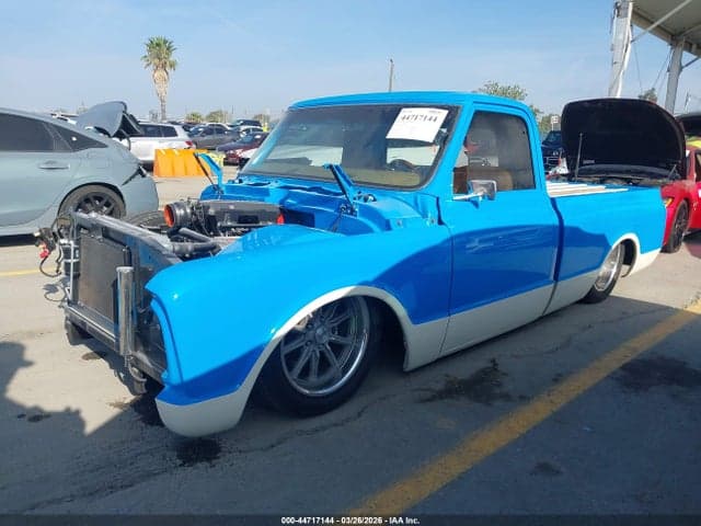 1967 CHEVROLET C10 2
