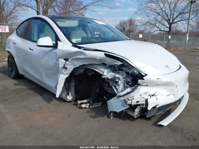 2024 TESLA MODEL Y LONG RANGE SINGLE MOTOR REAR-WHEEL DRIVE/RWD - 1