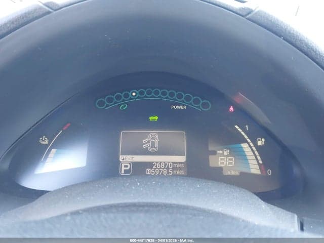 2017 NISSAN LEAF S 7