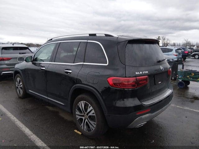 2024 MERCEDES-BENZ GLB 250 4MATIC 3