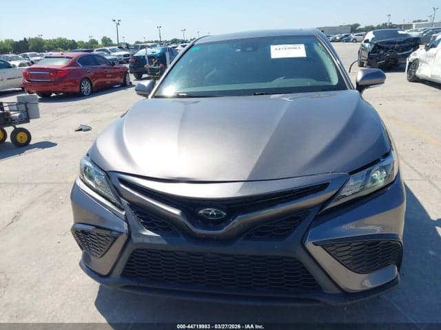 2022 TOYOTA CAMRY SE 12