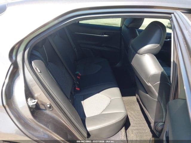 2022 TOYOTA CAMRY SE 8