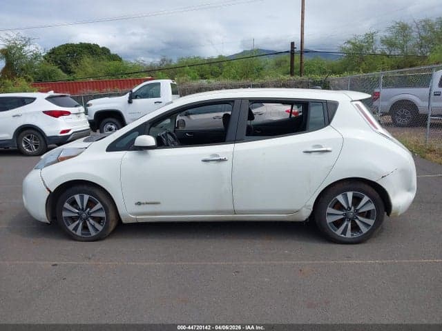 2017 NISSAN LEAF SV 14
