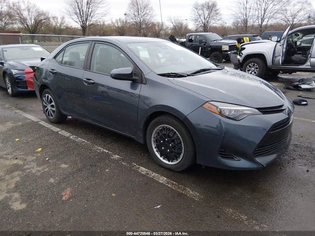2019 TOYOTA COROLLA LE 1