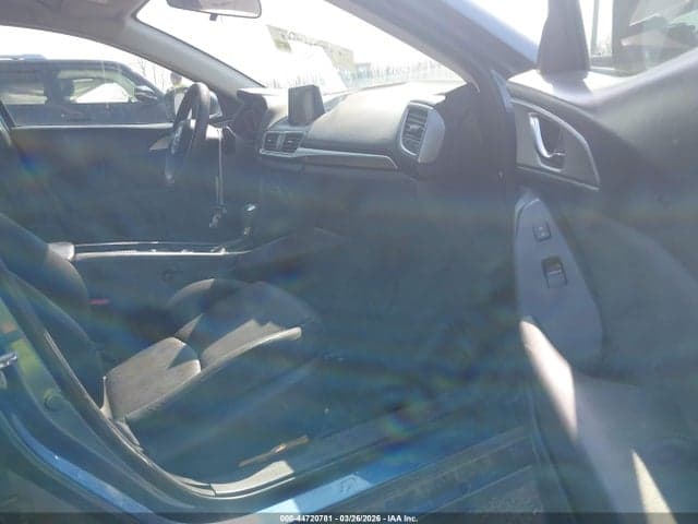 2017 MAZDA MAZDA3 SPORT 5
