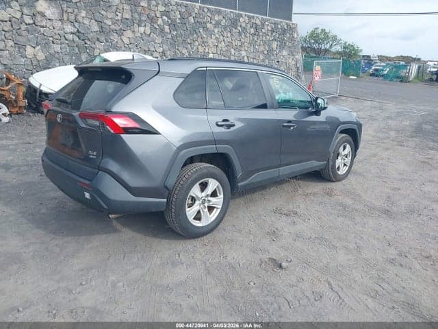 2021 TOYOTA RAV4 XLE 4
