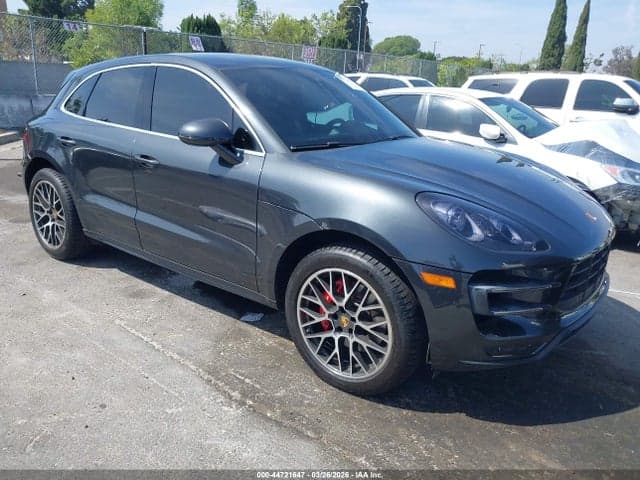 2017 PORSCHE MACAN TURBO 1