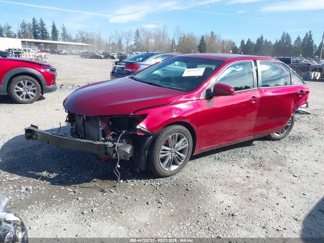 2017 TOYOTA CAMRY SE 2