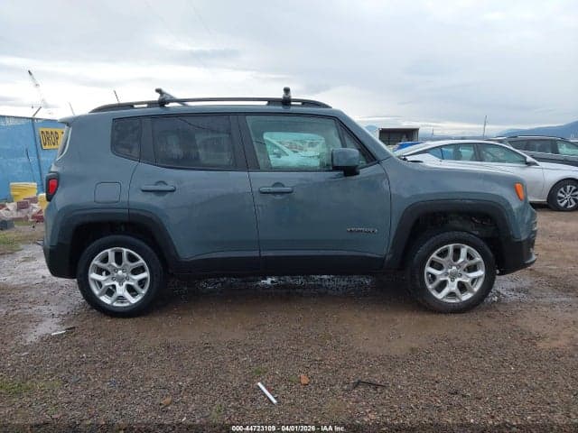 2018 JEEP RENEGADE LATITUDE 4X4 14
