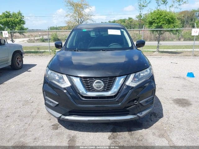 2018 NISSAN ROGUE S 11