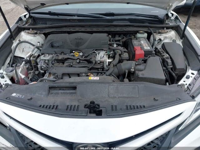 2018 TOYOTA CAMRY SE 10