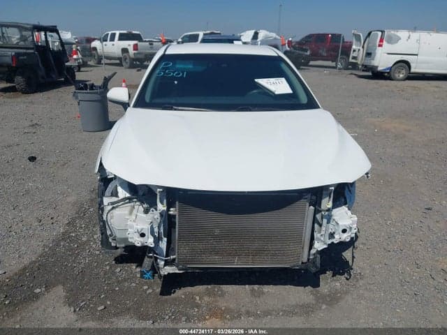 2018 TOYOTA CAMRY L 13