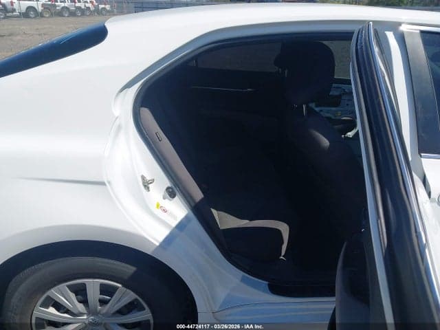 2018 TOYOTA CAMRY L 8