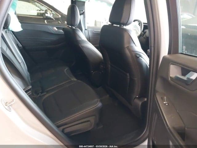 2025 FORD ESCAPE PHEV 8