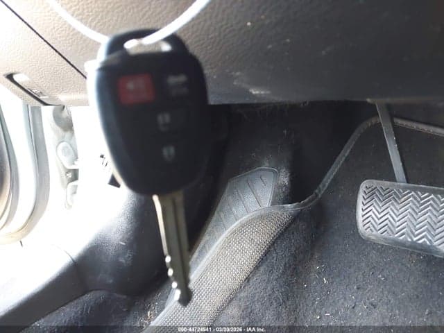 2017 TOYOTA COROLLA LE 11
