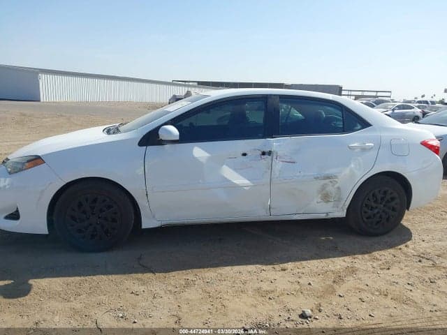 2017 TOYOTA COROLLA LE 14