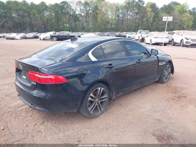 2017 JAGUAR XE 35T 4