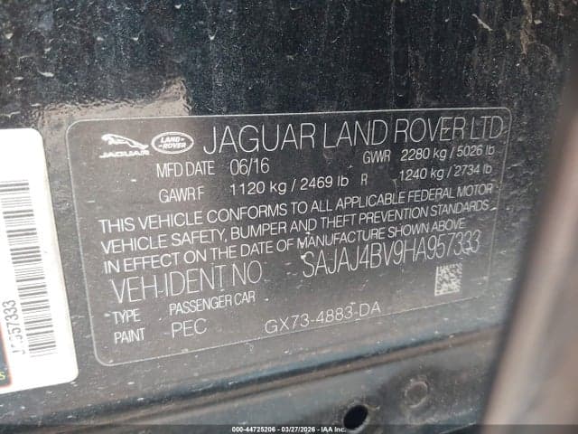 2017 JAGUAR XE 35T 9
