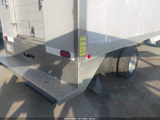 2016 CHEVROLET EXPRESS CUTAWAY 4500 15
