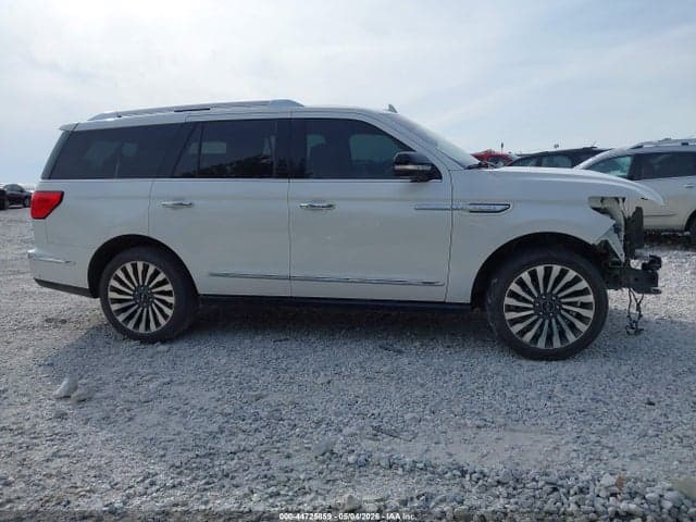 2019 LINCOLN NAVIGATOR RESERVE 14