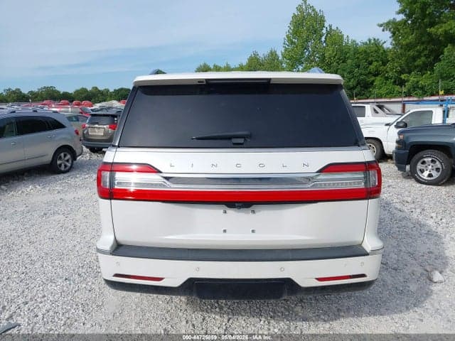 2019 LINCOLN NAVIGATOR RESERVE 17
