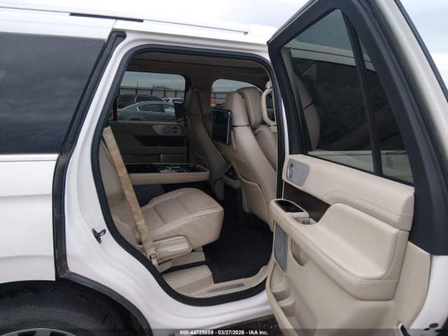 2019 LINCOLN NAVIGATOR RESERVE 8