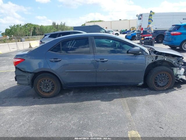 2017 TOYOTA COROLLA LE 14
