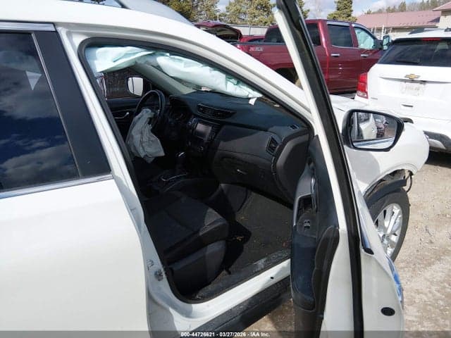2017 NISSAN ROGUE SV 5
