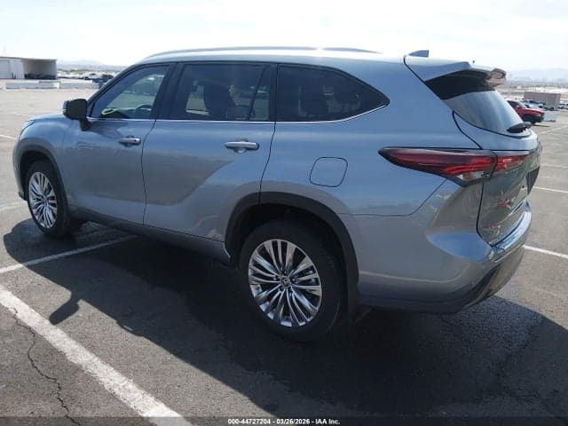 2024 TOYOTA HIGHLANDER PLATINUM 3