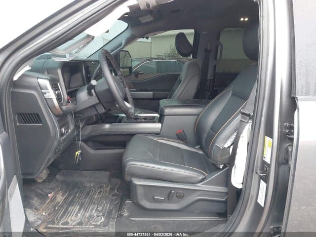 2025 FORD F-350 LARIAT 7