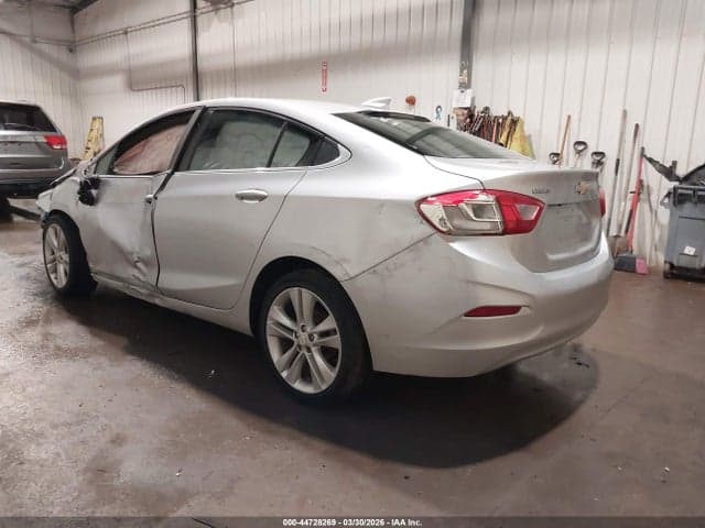 2017 CHEVROLET CRUZE LT AUTO 3