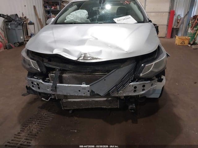 2017 CHEVROLET CRUZE LT AUTO 6