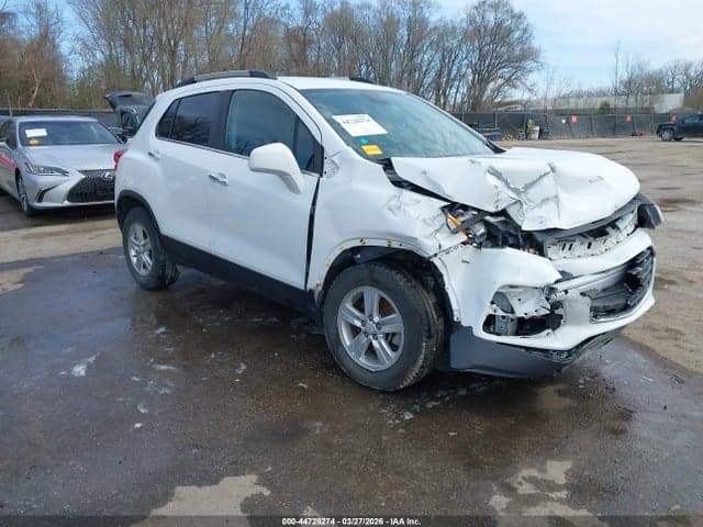 2018 CHEVROLET TRAX LT - 1