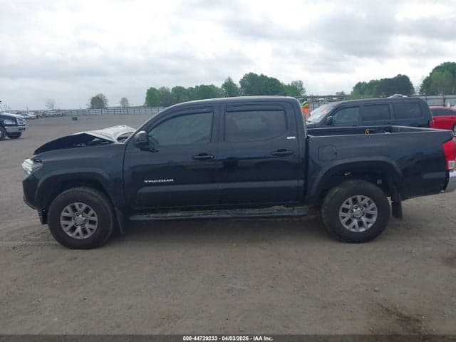 2017 TOYOTA TACOMA SR5 V6 15
