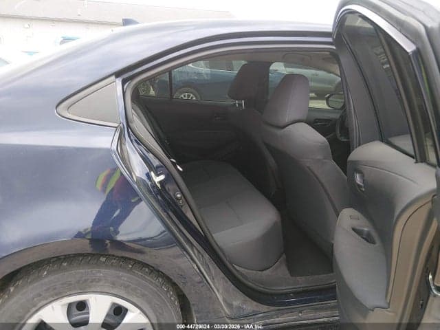 2022 TOYOTA COROLLA LE 8