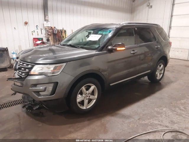 2017 FORD EXPLORER XLT 2