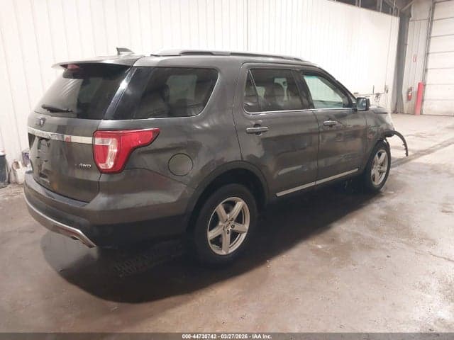 2017 FORD EXPLORER XLT 4