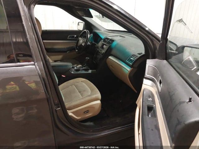 2017 FORD EXPLORER XLT 5