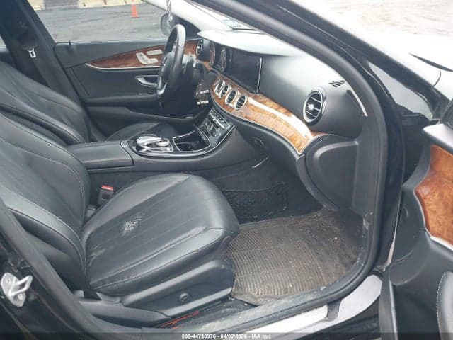 2018 MERCEDES-BENZ E 300 4MATIC 5