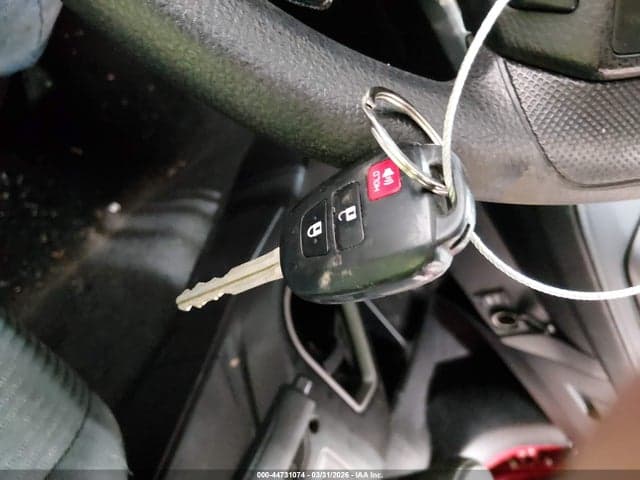 2017 TOYOTA RAV4 LE 11