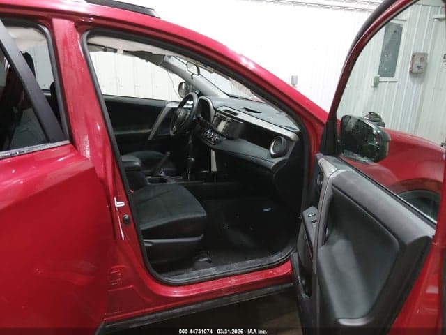 2017 TOYOTA RAV4 LE 5