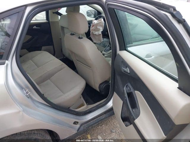 2017 FORD FOCUS SE 8