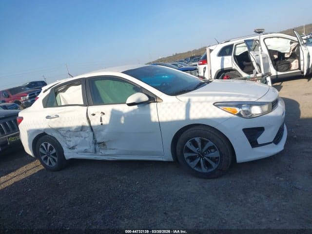 2022 KIA RIO S 13