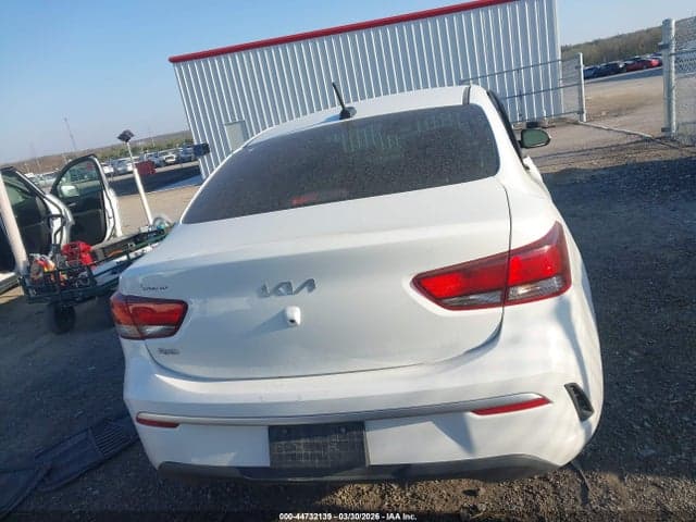 2022 KIA RIO S 16